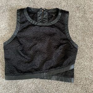 Guess size M crop top
